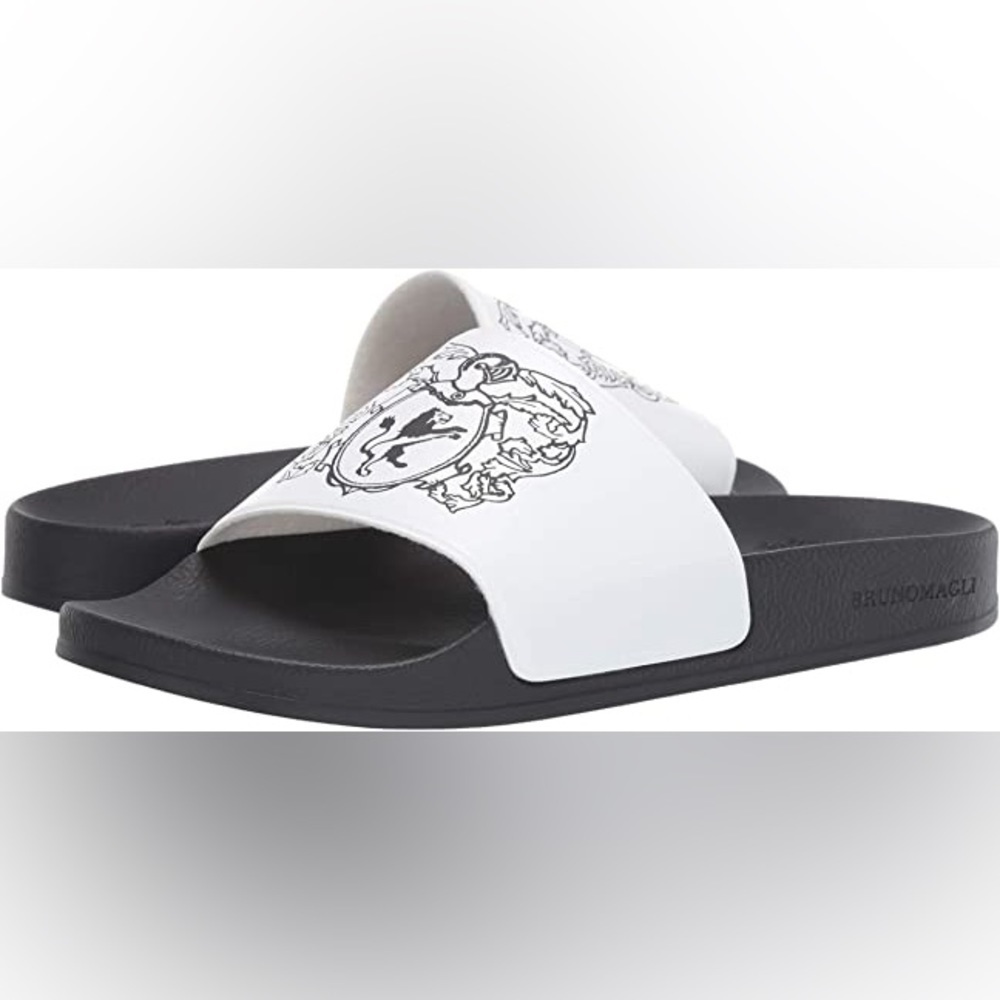 Brunomagli Italian logo men slides NWB